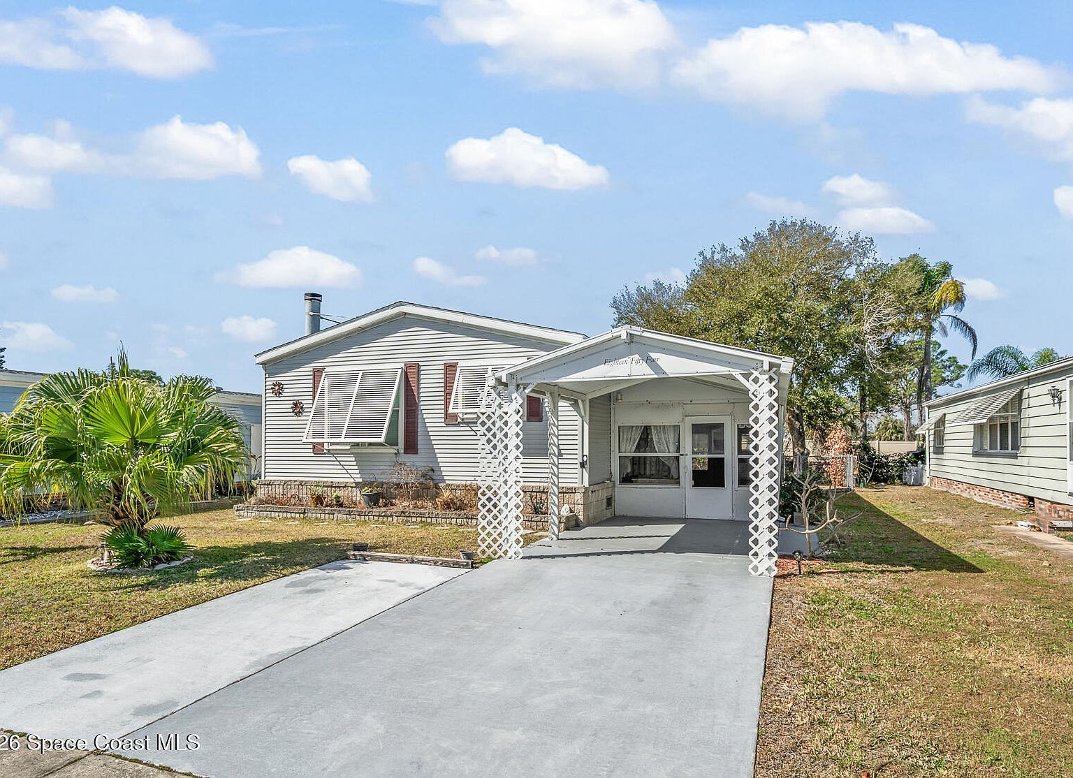 1854 Mango St NE Palm Bay, FL 32905 - Thumbnail 2