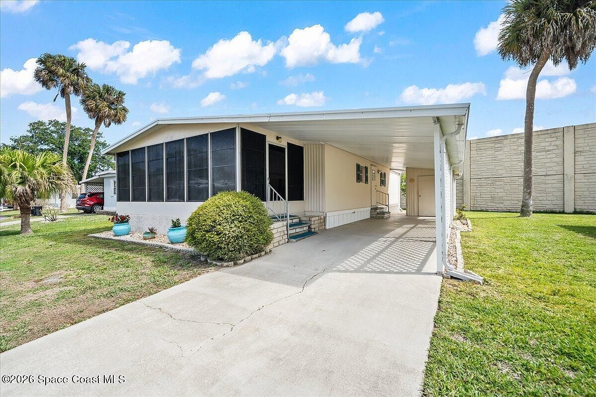 627 Sunrise Ct NE Palm Bay, FL 32907  | New build