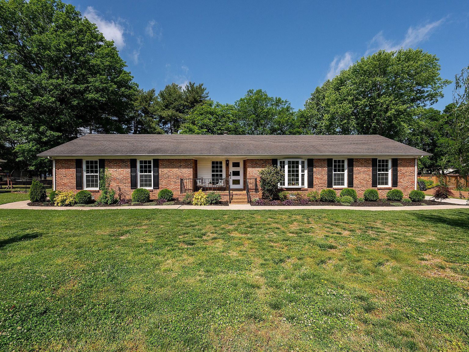 2607 Regency Park Dr Murfreesboro, TN 37129 | Single Family