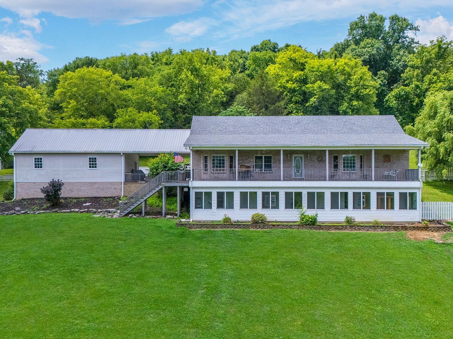 769 Happy Valley Rd Bell Buckle, TN 37020 | Single Family