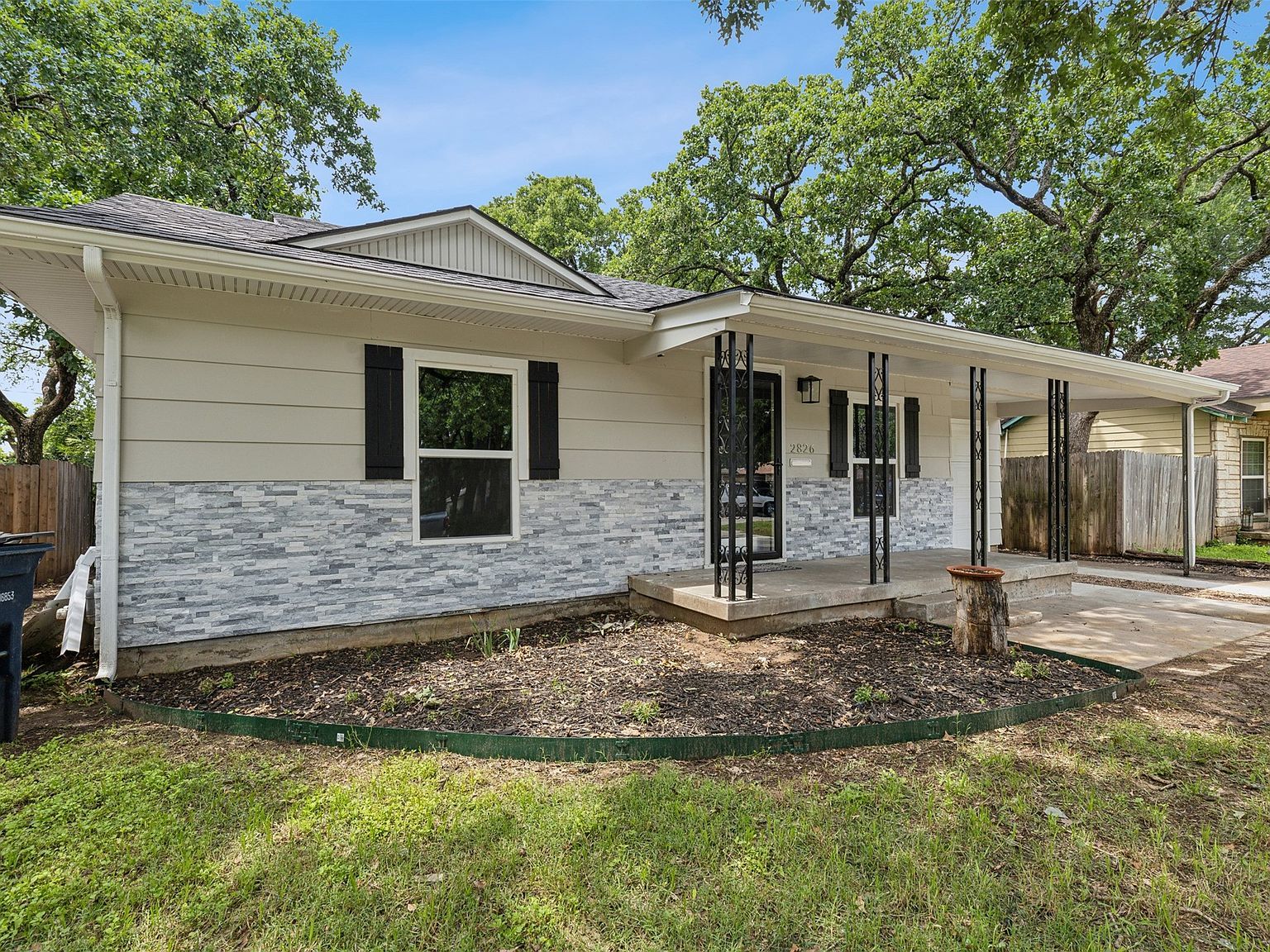 2826 McGee St Fort Worth, TX 76112 - Thumbnail 2