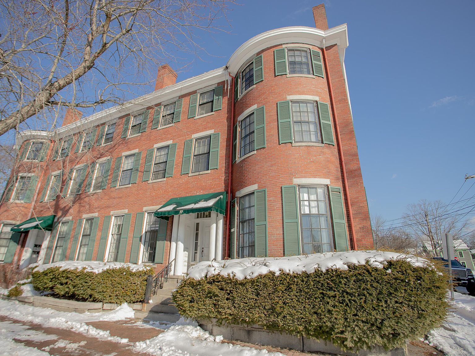 77 Broadway Bangor, ME 04401 - Thumbnail 2