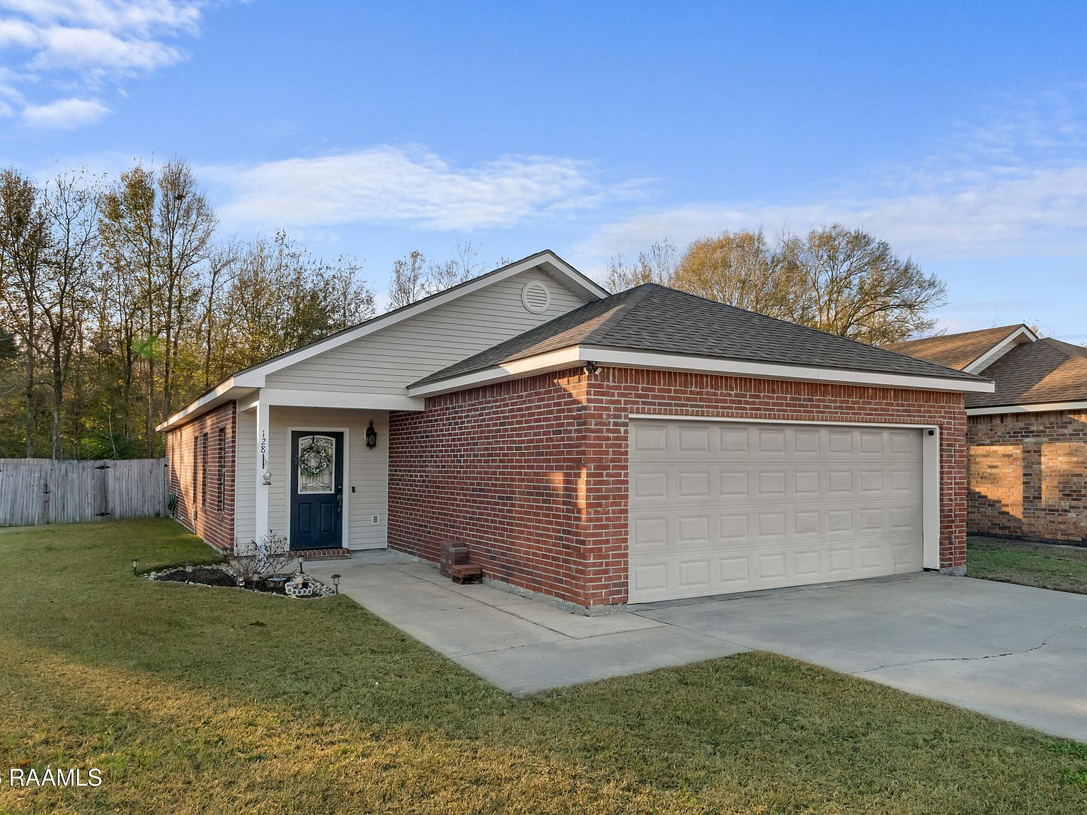 128 Bottle Brush Ln Carencro, LA 70520 - Thumbnail 2