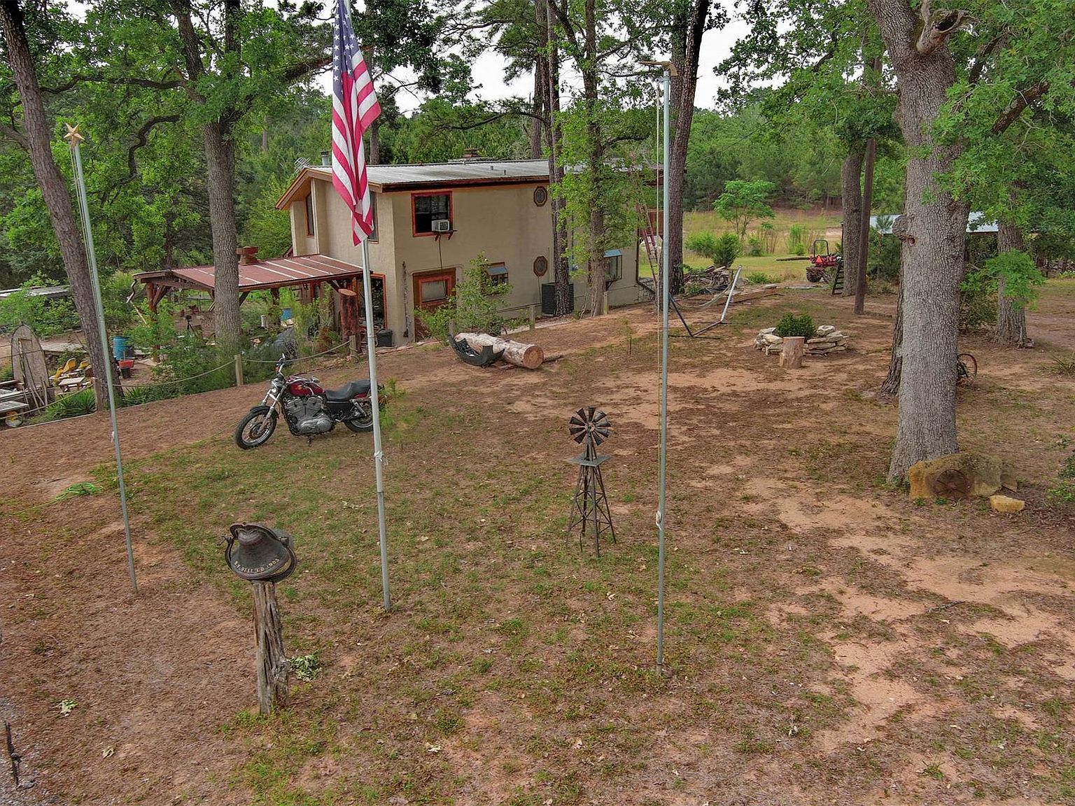 125 Turkey Trot Ln Smithville, TX 78957 - Thumbnail 2