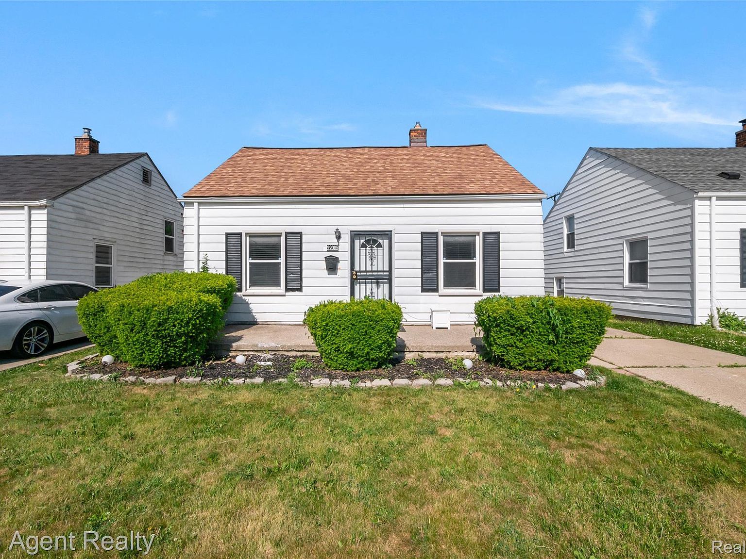 22085 Rausch Ave Eastpointe, MI 48021, 48021