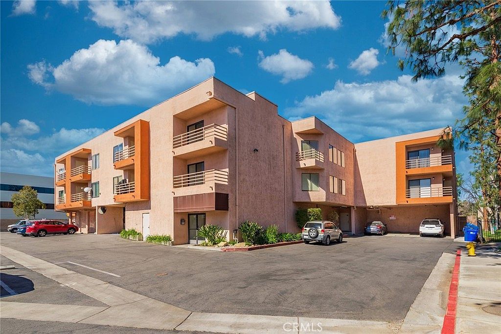 6815 Remmet Ave Unit 216 Canoga Park, CA 91303  | Condominium