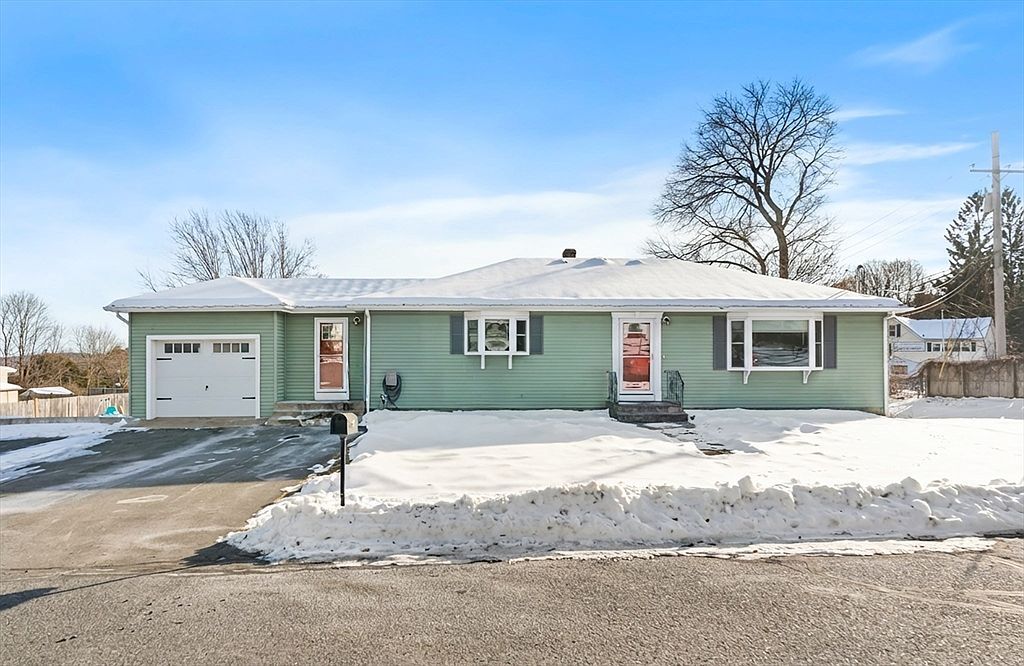 7 Saint Paul St Fitchburg, MA 01420 - Thumbnail 2