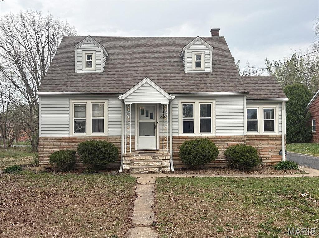 2304 Caseyville Ave Swansea, IL 62226  | Single Family