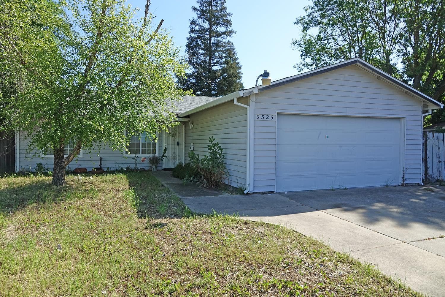 9325 Henley Way Sacramento, CA 95826  | Single Family