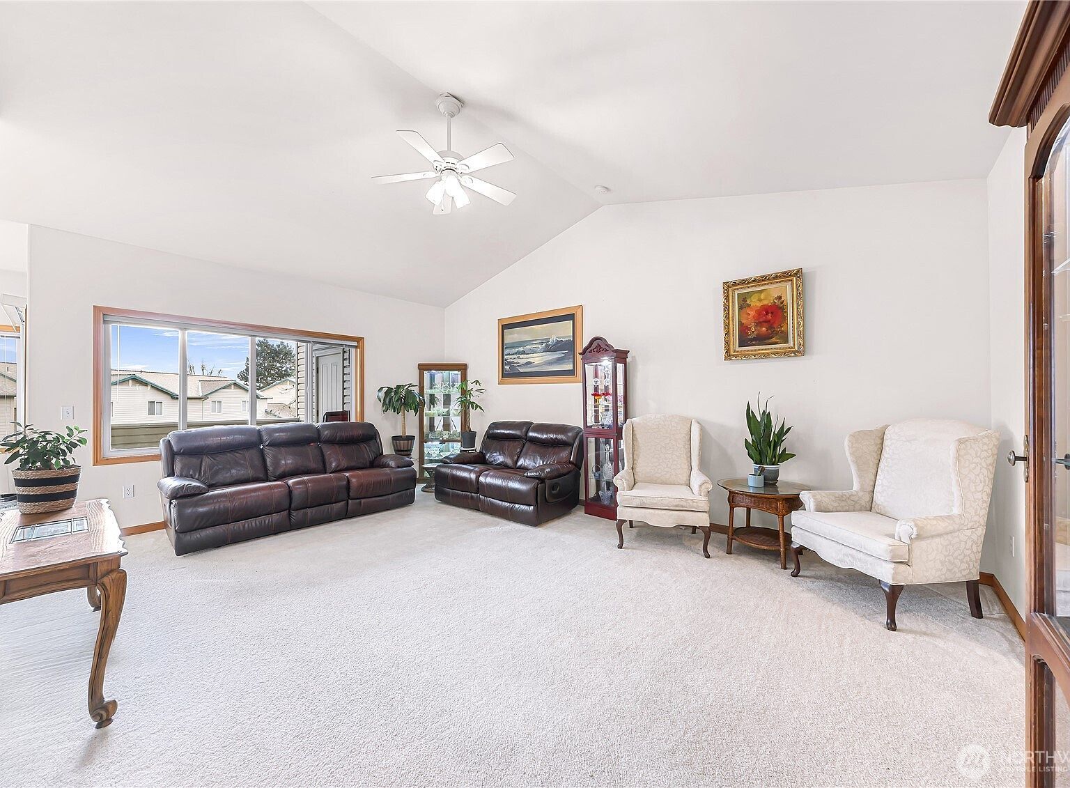 1305 Boon St APT 213 Sumas, WA 98295 - Thumbnail 2