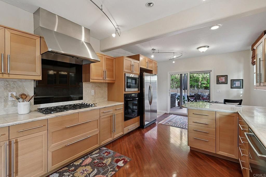 6712 Cantil St Carlsbad, CA 92009 - Thumbnail 2