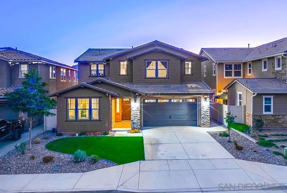 35828 Blue Breton Dr Fallbrook, CA 92028 - Thumbnail 2