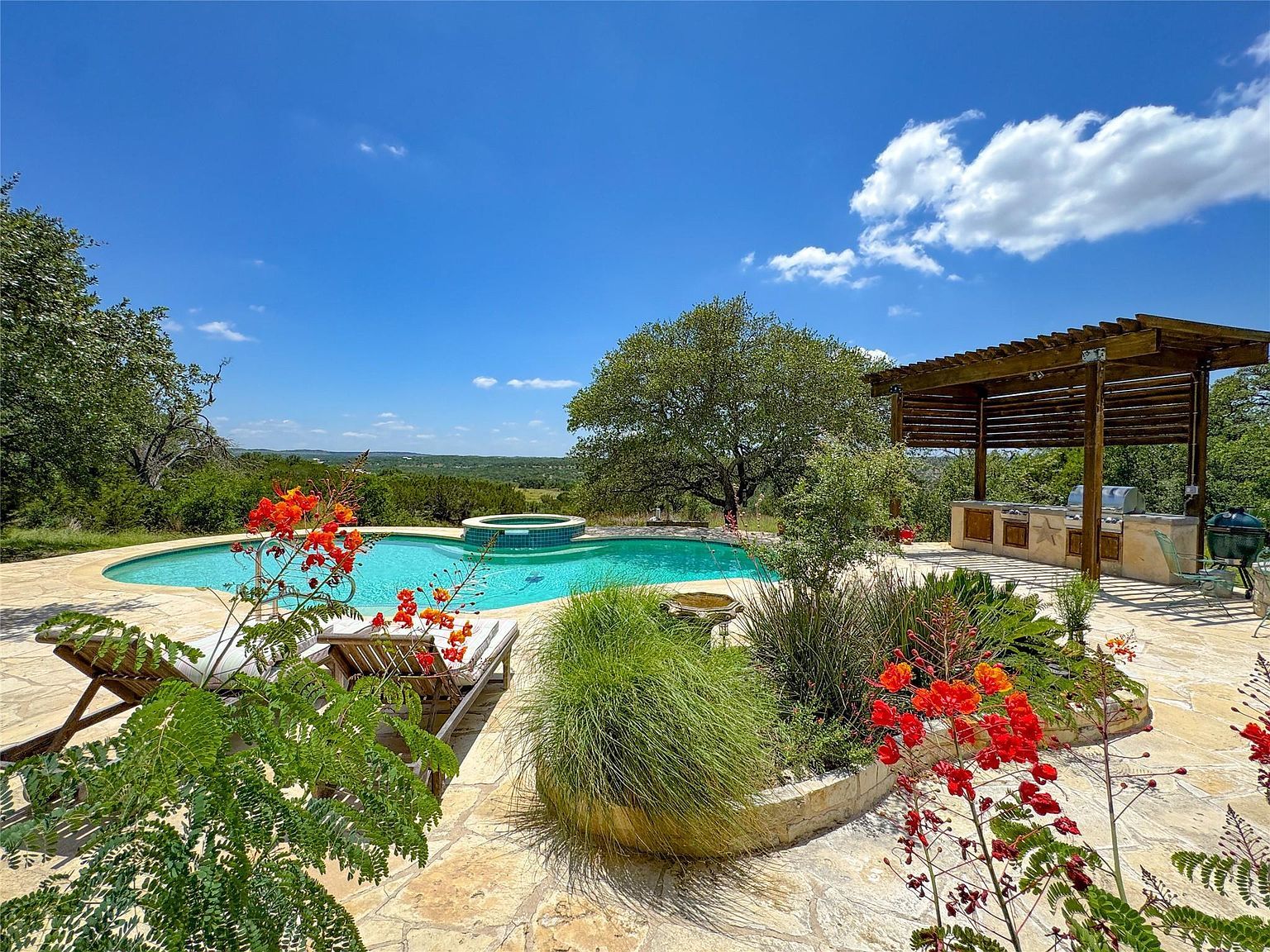 1178 Hidden Creek Dr Dripping Springs, TX 78620 - Thumbnail 2