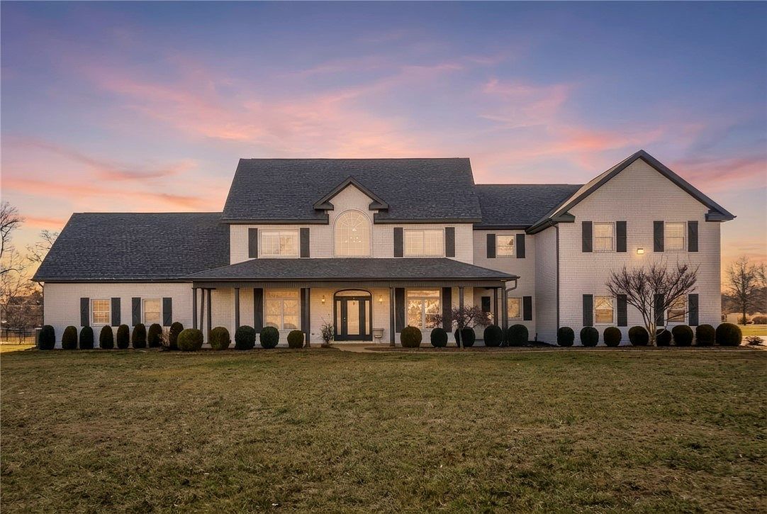 10878 Millstead Ln Bentonville, AR 72712 - Thumbnail 2