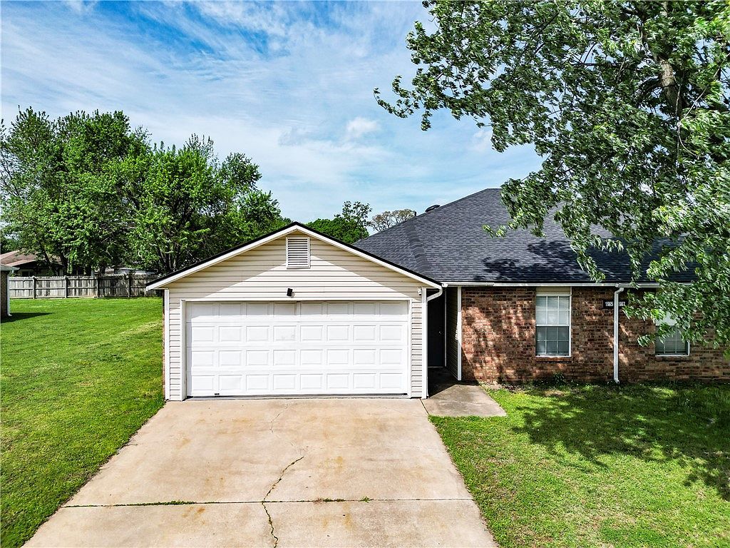 1665 N Boxley Ave Fayetteville, AR 72704  | New build