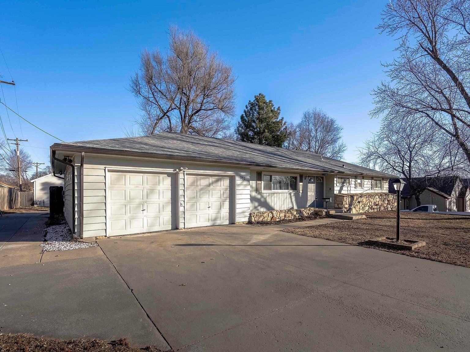 222 W Elm St Junction City, KS 66441 - Thumbnail 2