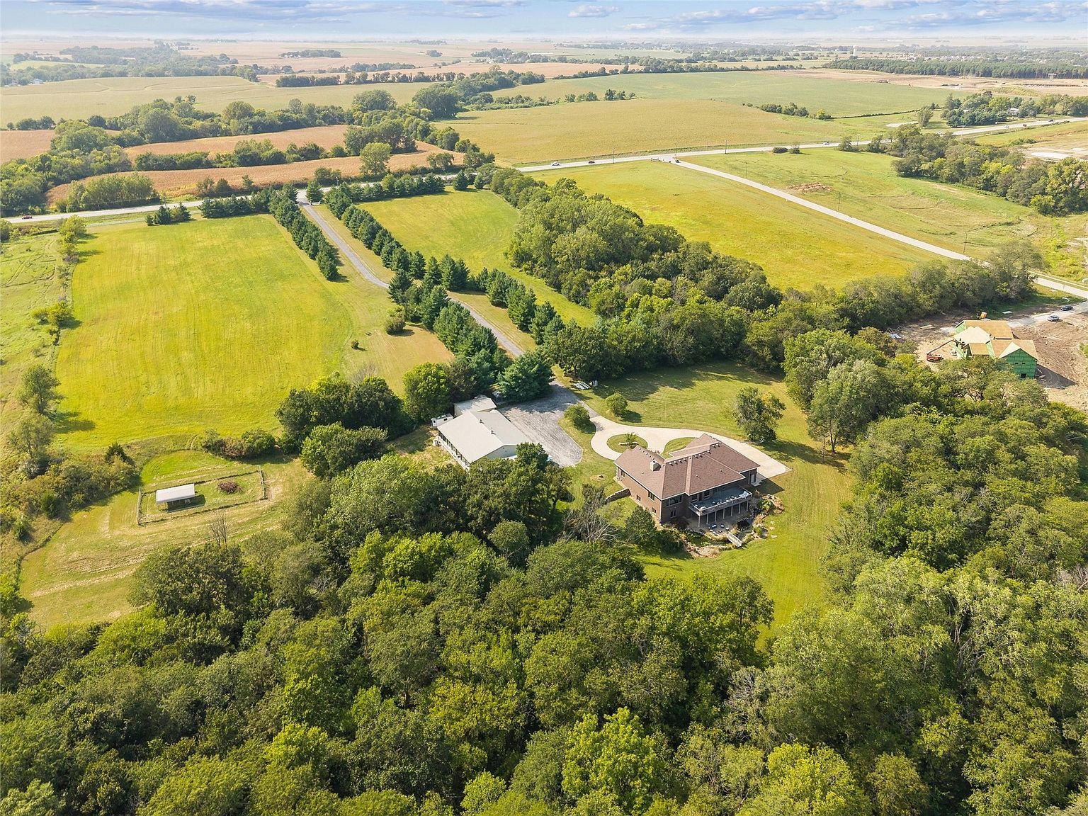 31104 N Ave Adel, IA 50003 - Thumbnail 2