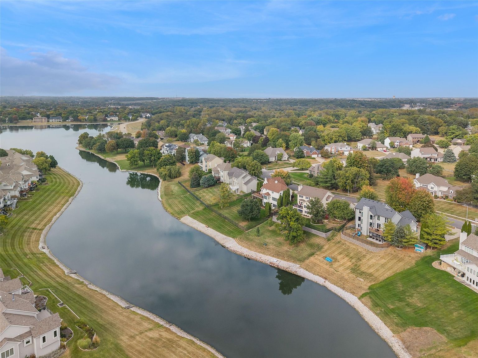 1360 Country Club Blvd Clive, IA 50325 - Thumbnail 2