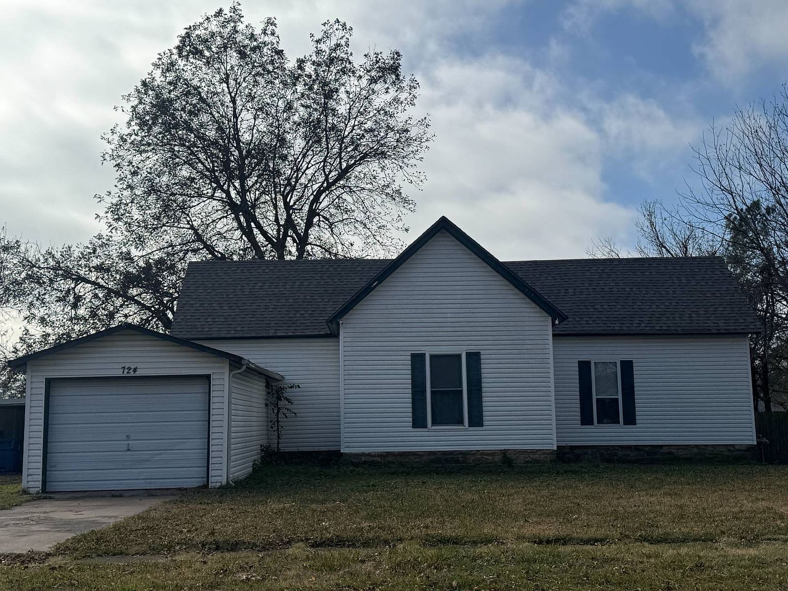 724 E Delaware Ave McAlester, OK 74501 - Thumbnail 2