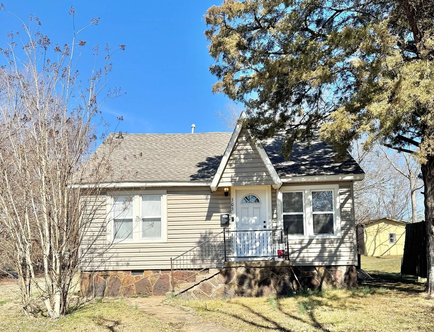 305 W Ottawa Ave McAlester, OK 74501 - Thumbnail 2