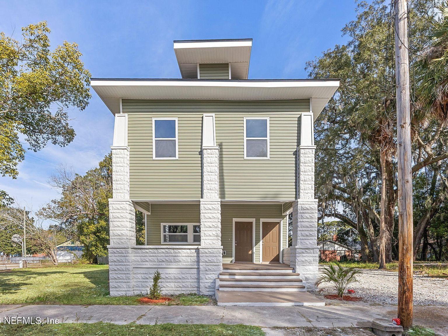 151 W 17th St Jacksonville, FL 32206 - Thumbnail 2