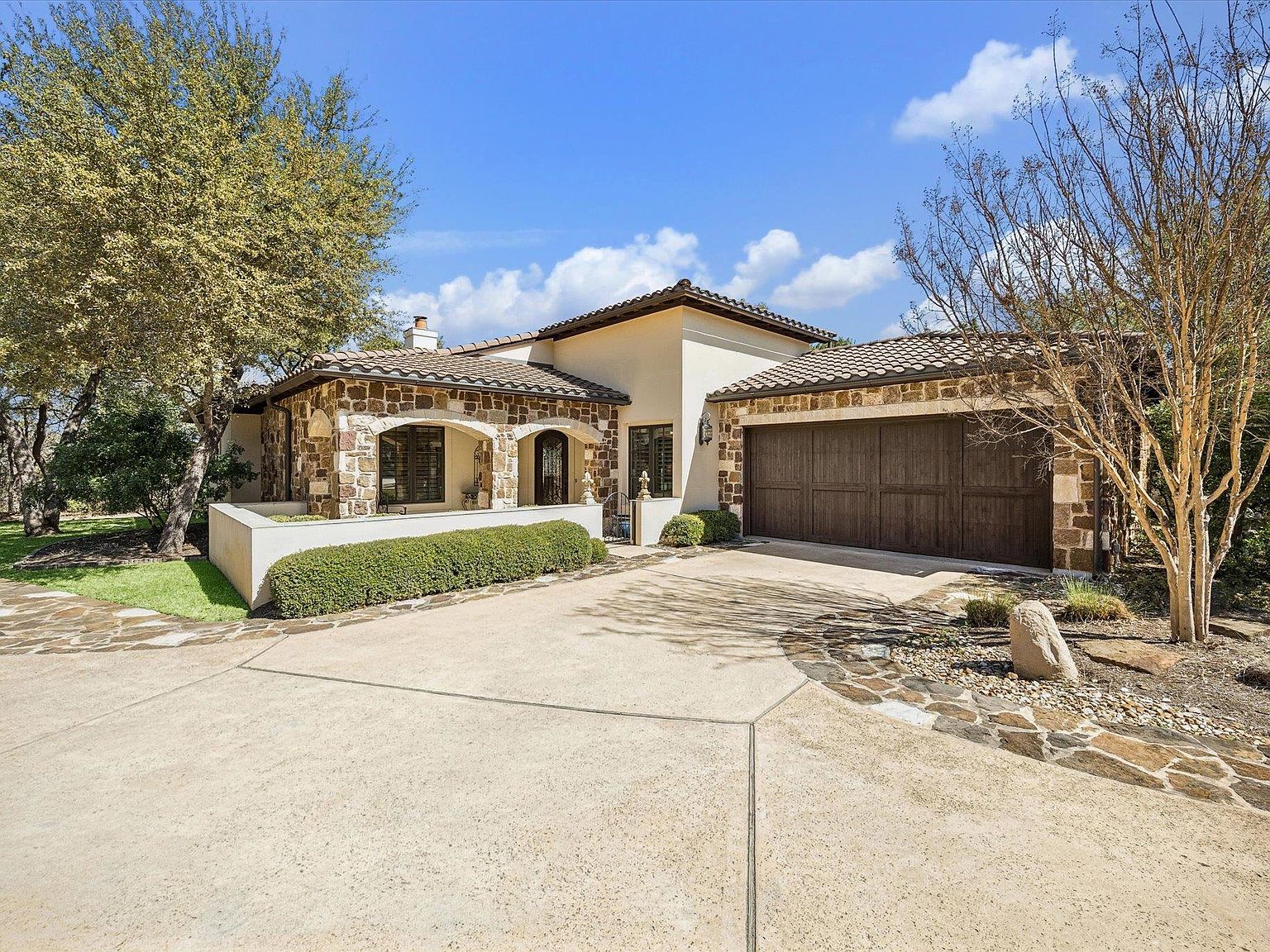 4501 Spanish Oaks Club Blvd Unit 14 Austin, TX 78738  | Condominium