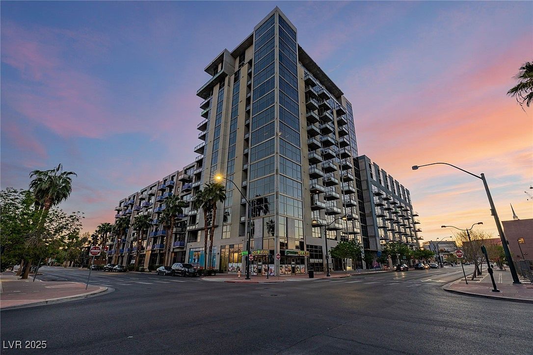 353 E Bonneville Ave UNIT 632 Las Vegas, NV 89101 - Thumbnail 2