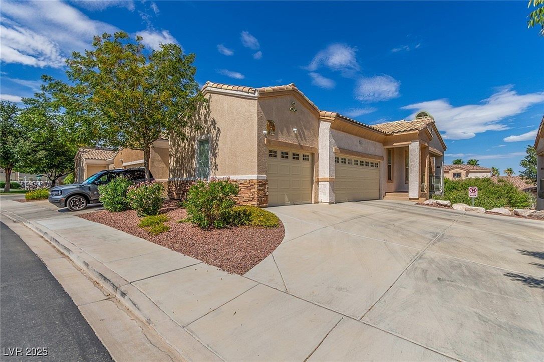 219 Big Horn Dr UNIT 3 Boulder City, NV 89005 - Thumbnail 2