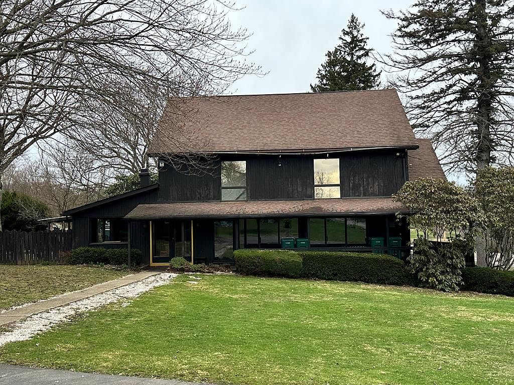 184 Pone Ln Franklin, PA 16323  | Single Family