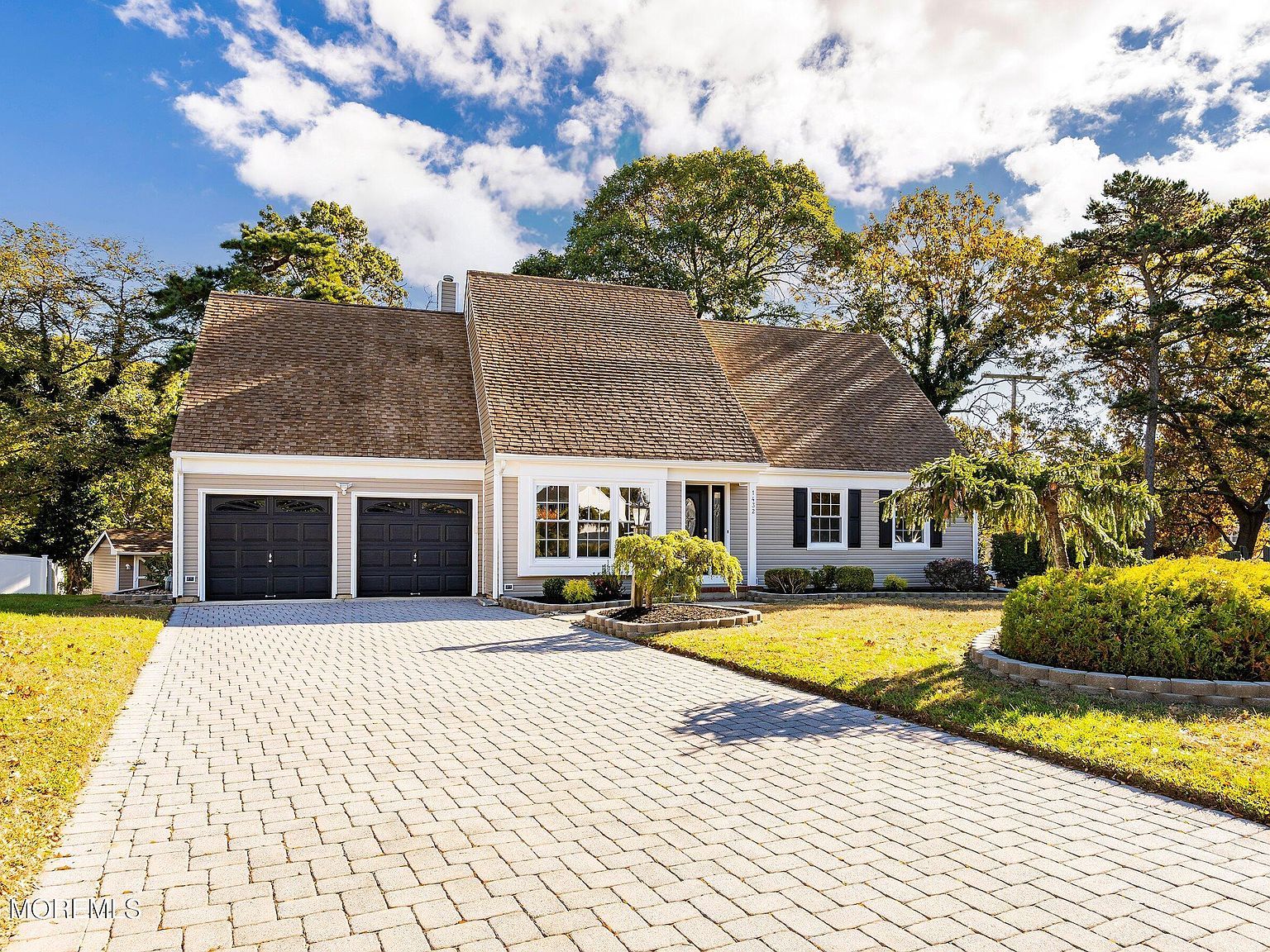 1432 Weeping Willow Ct Toms River, NJ 08753 - Thumbnail 2