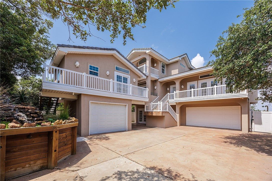 14221 Sand Dollar Ave Corpus Christi, TX 78418 - Thumbnail 2