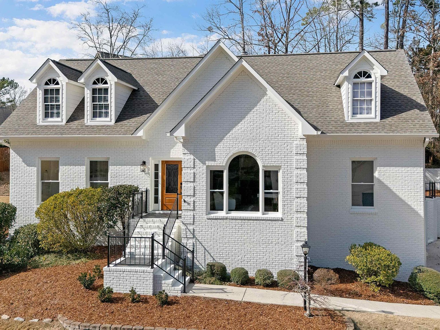 912 Cove Cir Birmingham, AL 35244 - Thumbnail 2