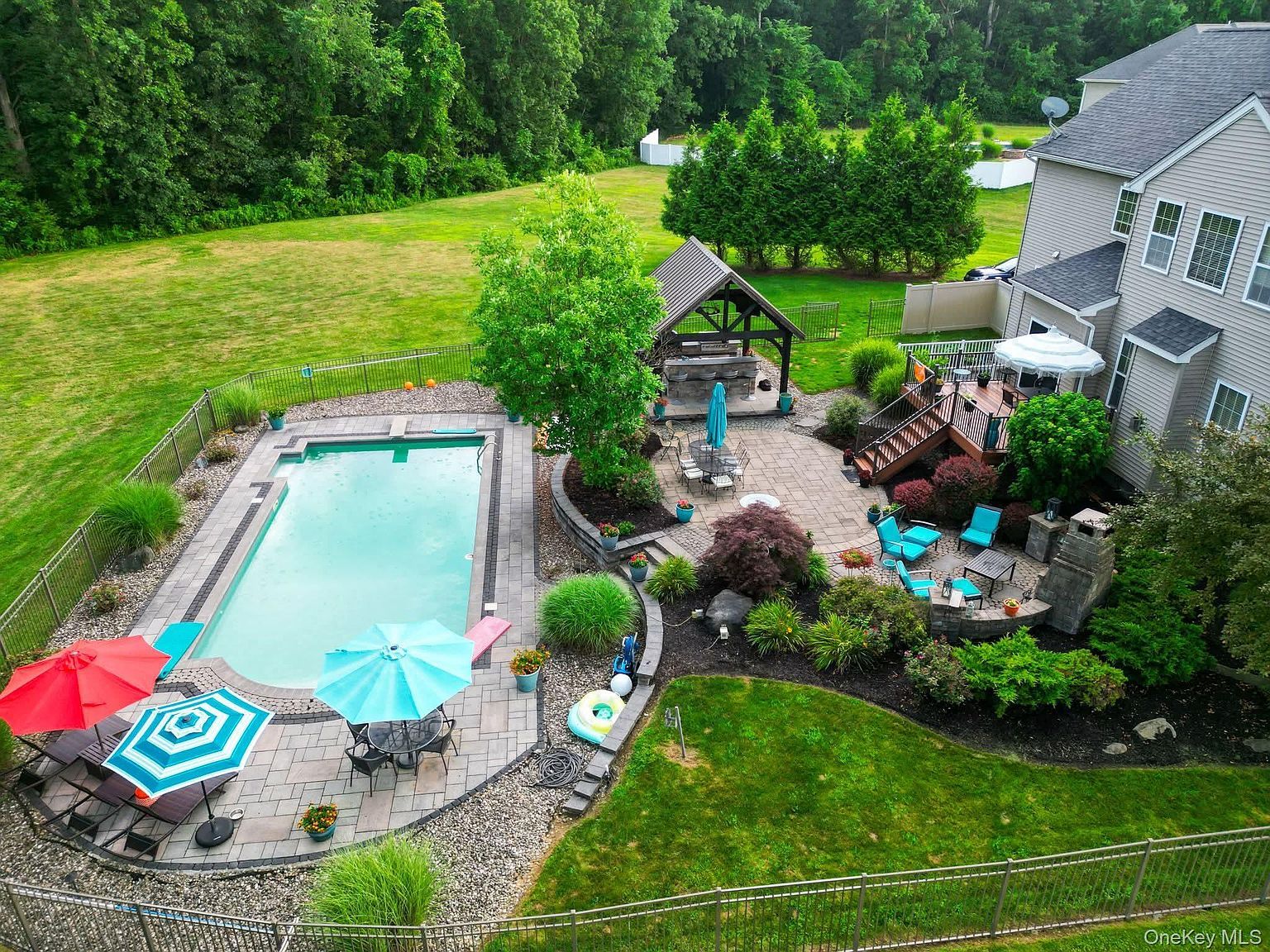 102 Luthien Forest Rd New Windsor, NY 12553 - Thumbnail 2