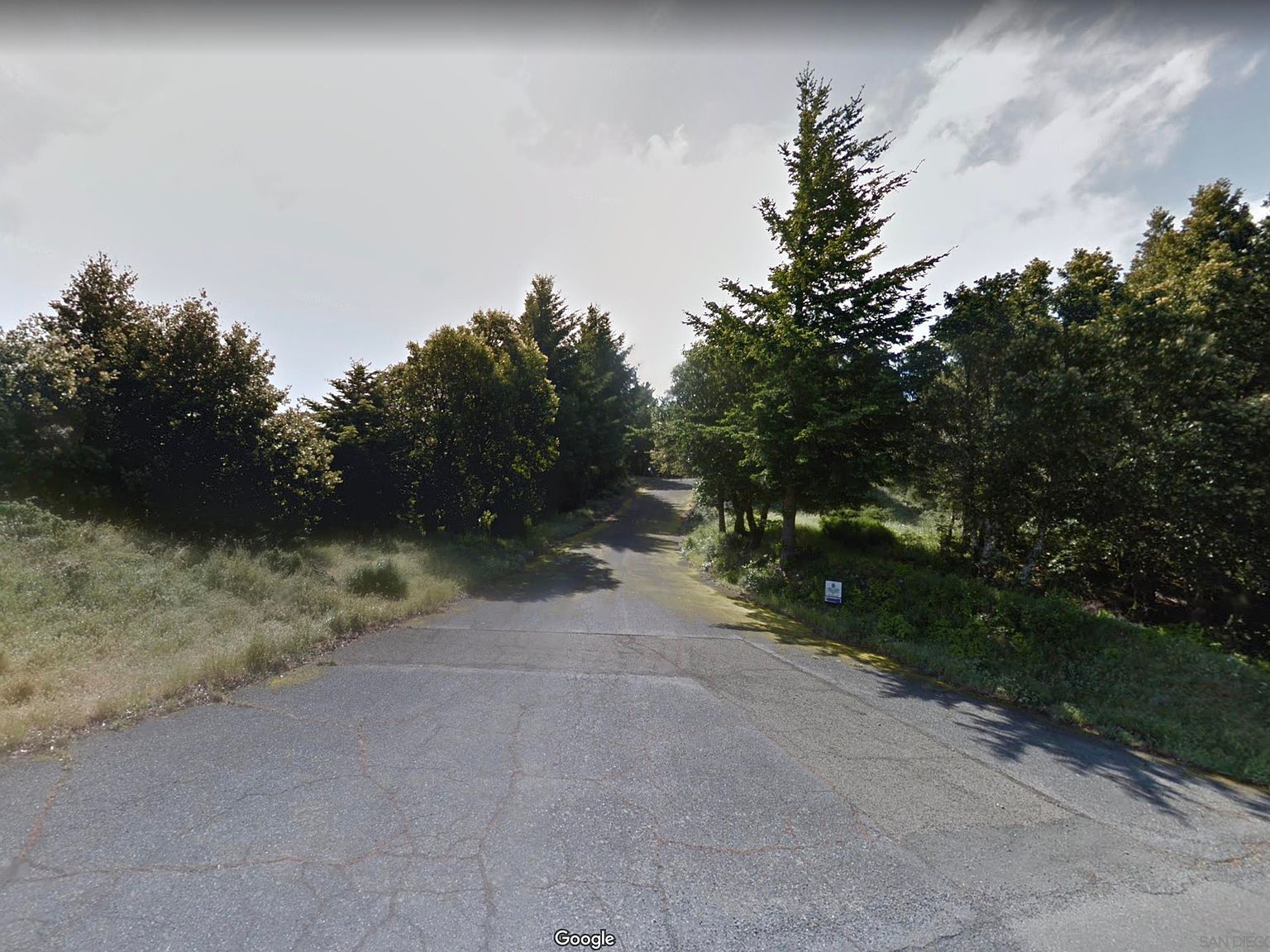 25 Seneca Ct #10 Whitethorn, CA 95589 - Thumbnail 2