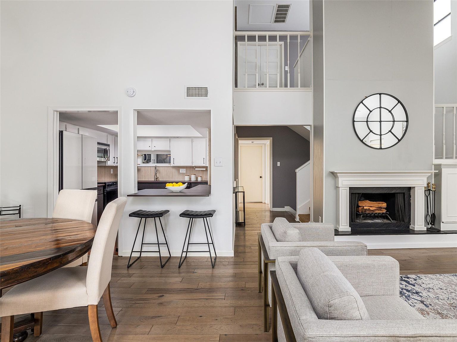 1821 Westlake Dr APT 116 Austin, TX 78746 - Thumbnail 2