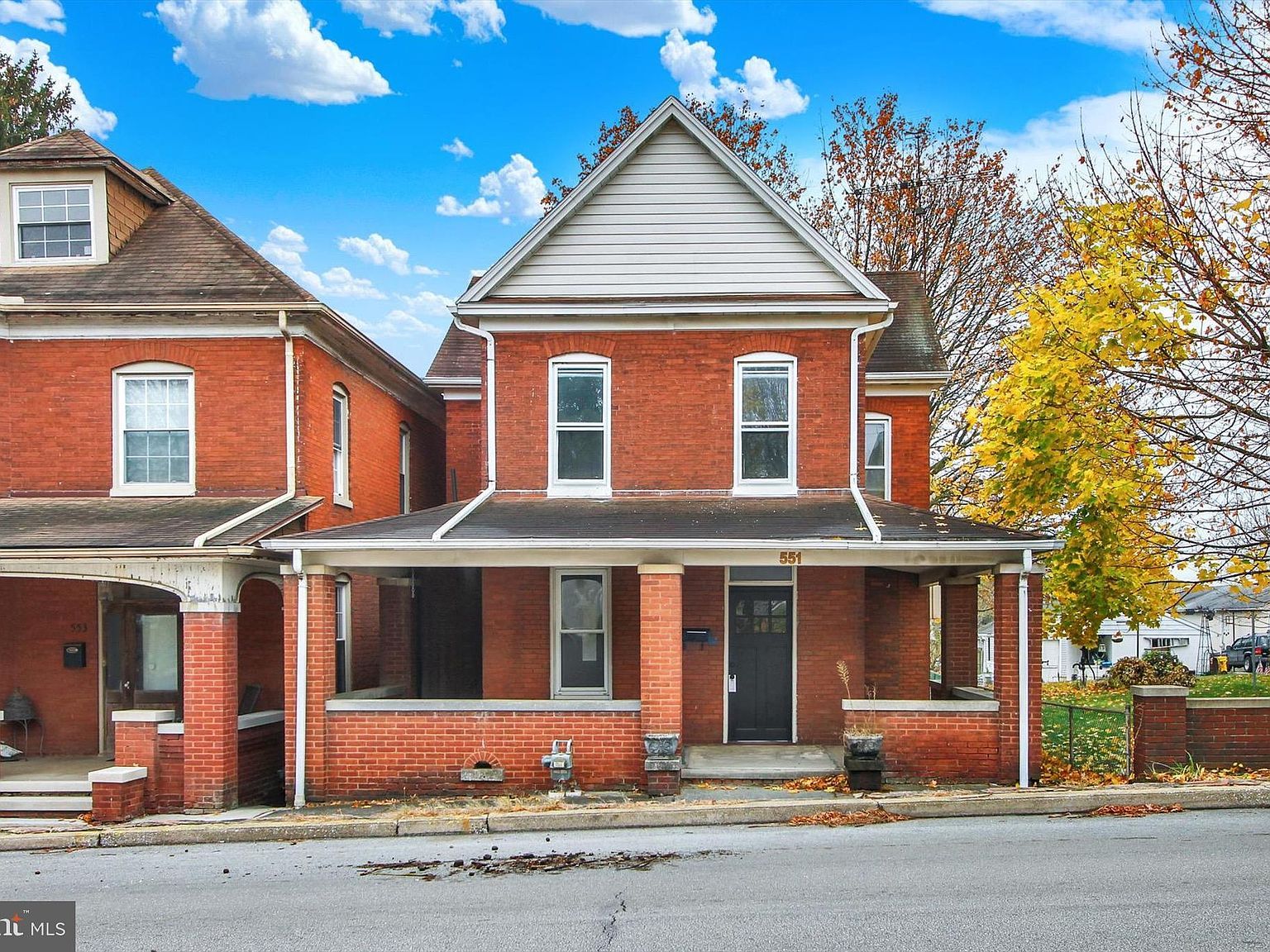 551 York St Hanover, PA 17331 - Thumbnail 2