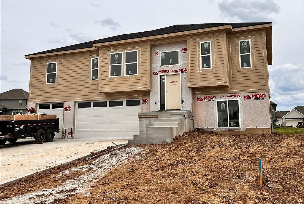 806 W Shawhan Pkwy Lone Jack, MO 64086 - Thumbnail 2