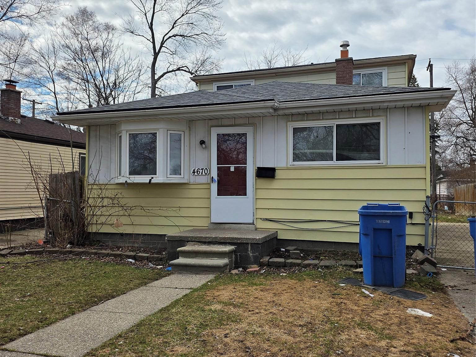 4670 Pelham St Dearborn Heights, MI 48125  | Single Family