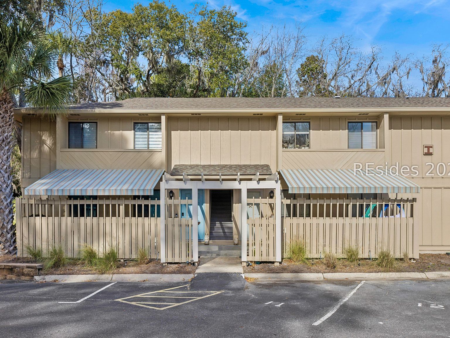 6 Woodward Ave APT I2 Hilton Head Island, SC 29928 - Thumbnail 2