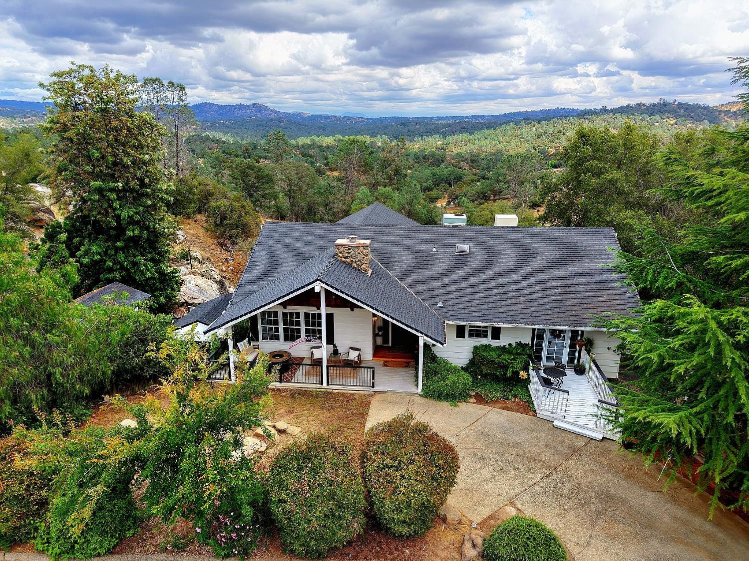 28977 Long Hollow Ct N Coarsegold, CA 93614 | Single Family