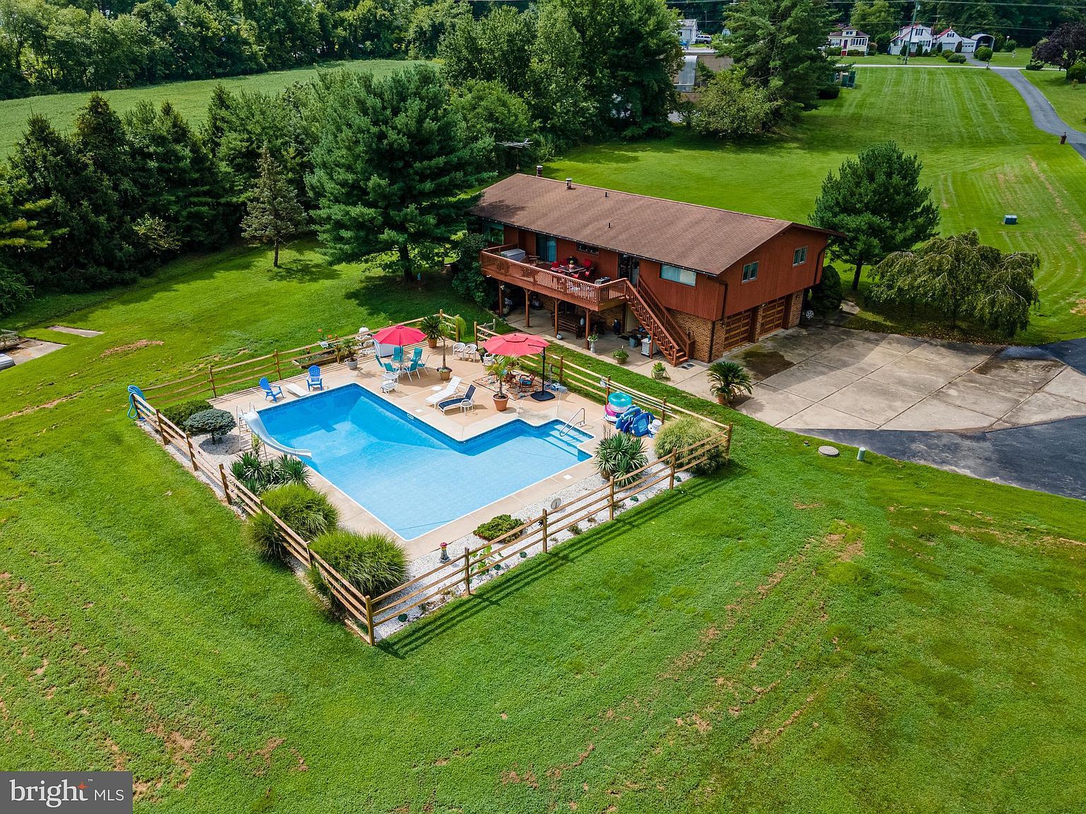 6208 Ebenezer Rd Baltimore, MD 21220 - Thumbnail 2