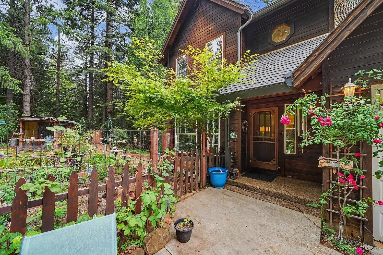 19050 Circle View Dr Pioneer, CA 95666 | Single Family