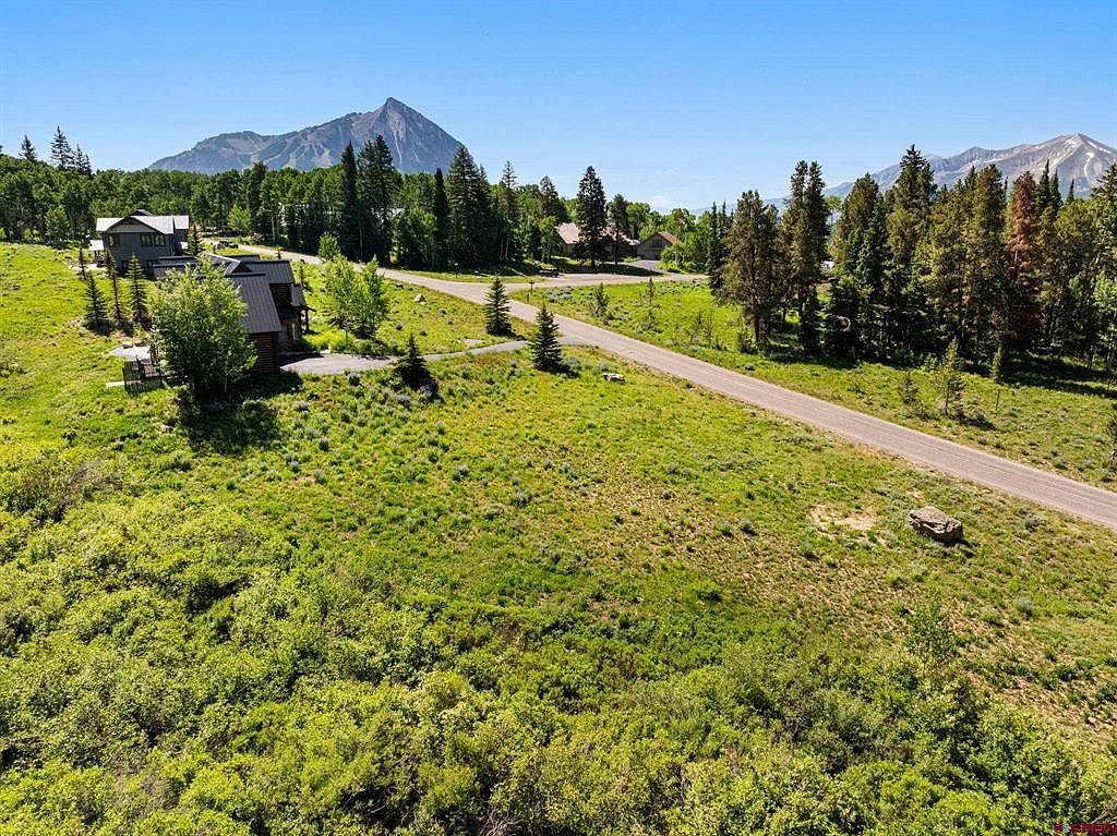 555 Meadow Dr Crested Butte, CO 81224 - Thumbnail 2