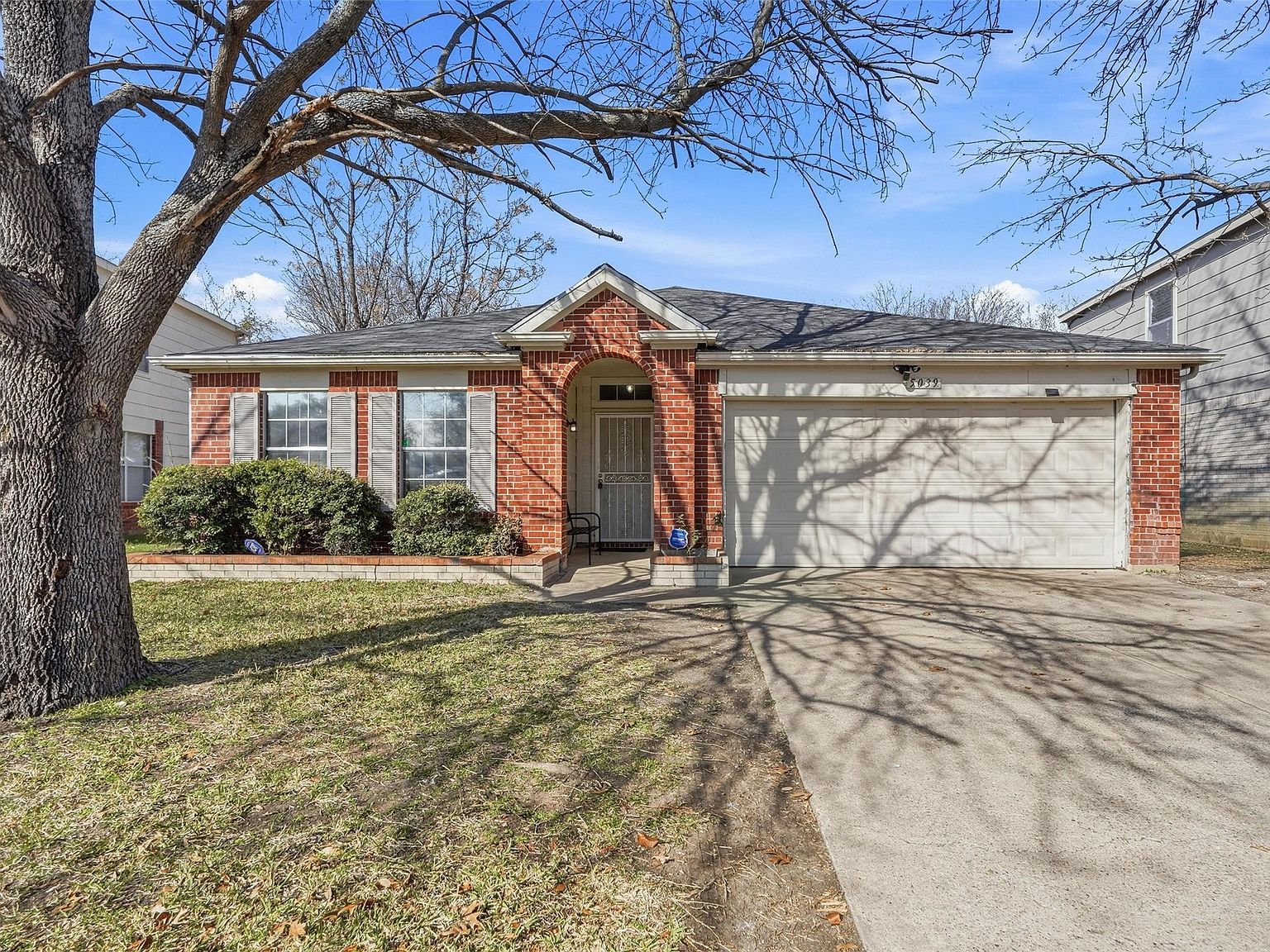5039 Berridge Ln Dallas, TX 75227 - Thumbnail 2