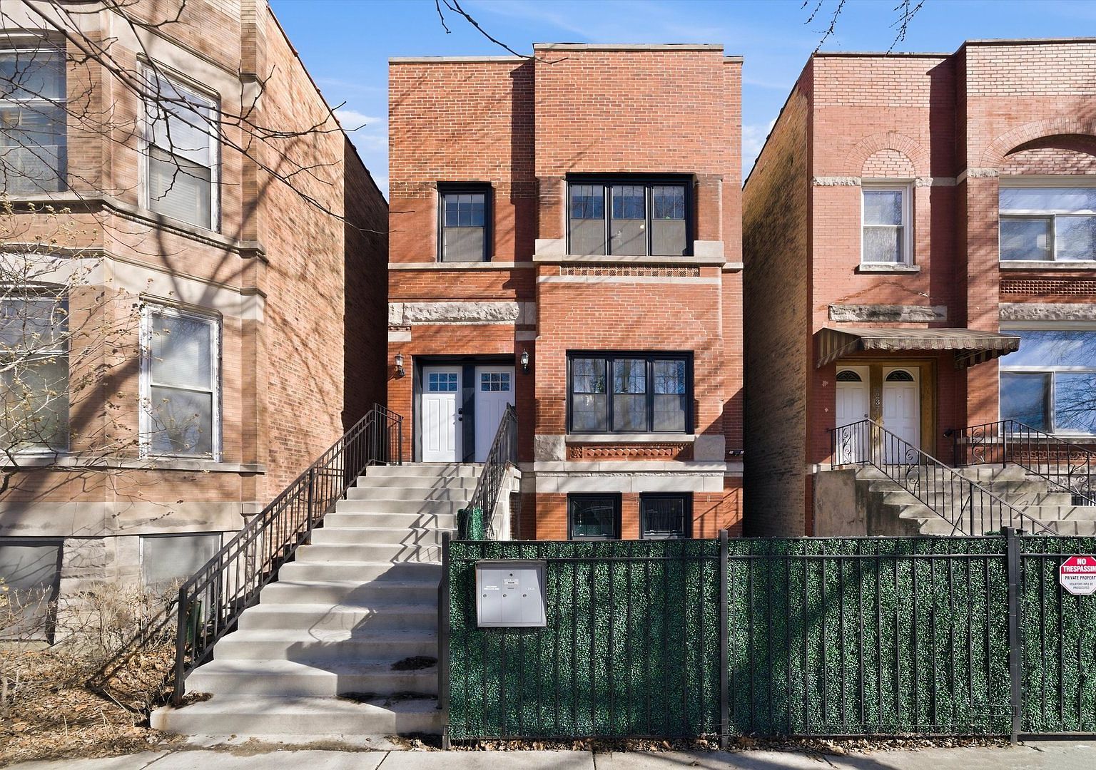 1239 N Rockwell St Chicago, IL 60622 - Thumbnail 2