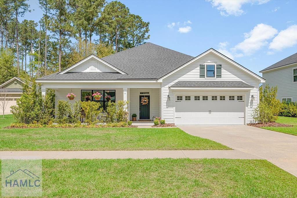 71 Calhoun Ln Richmond Hill, GA 31324  | Single Family