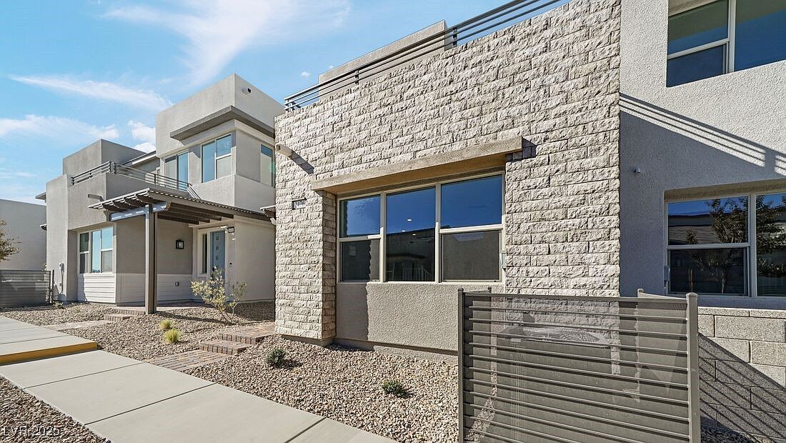 1476 Hopeful Lark Ln Las Vegas, NV 89138 - Thumbnail 2