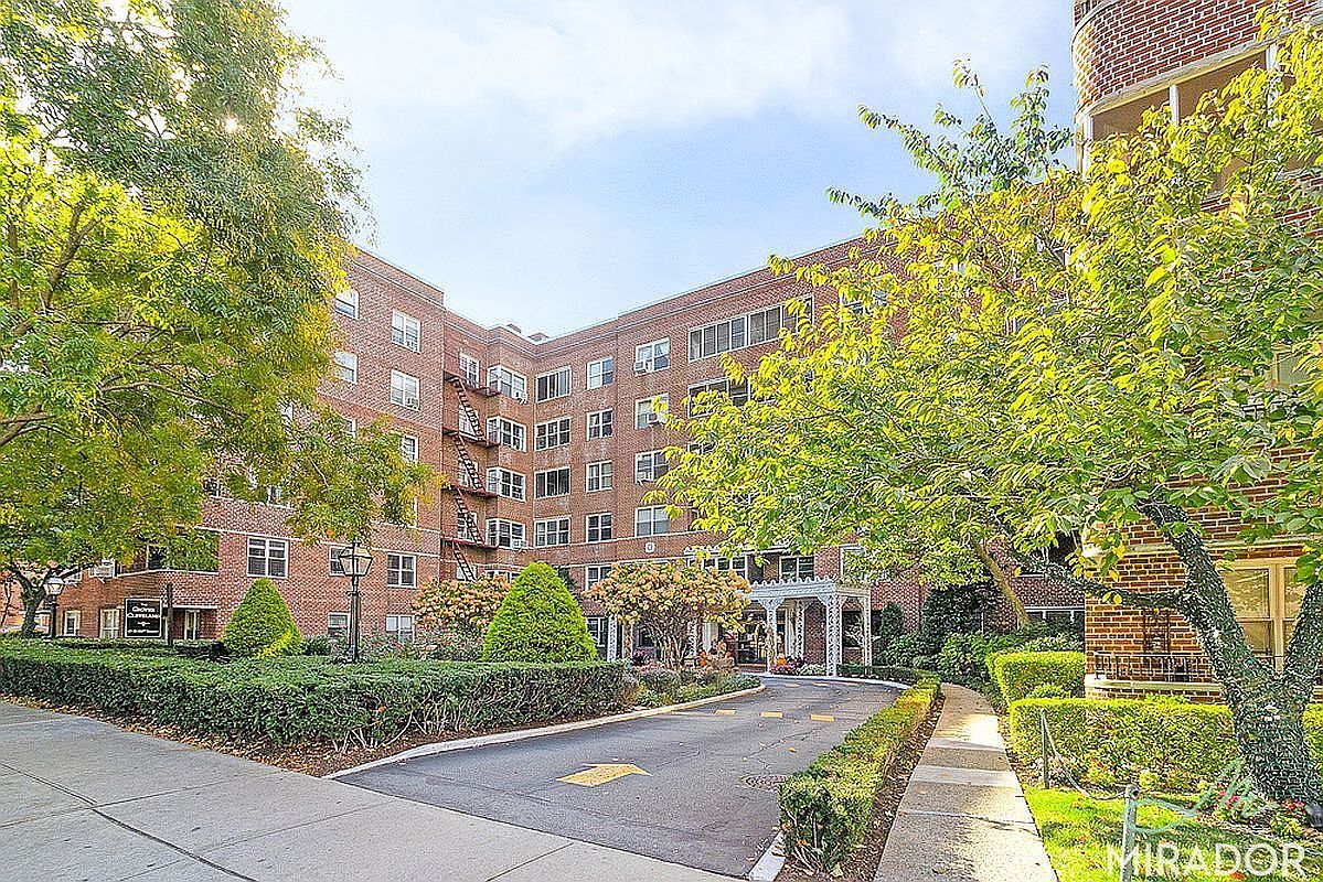 67-38 108th St #47A Forest Hills, NY 11375 - Thumbnail 2