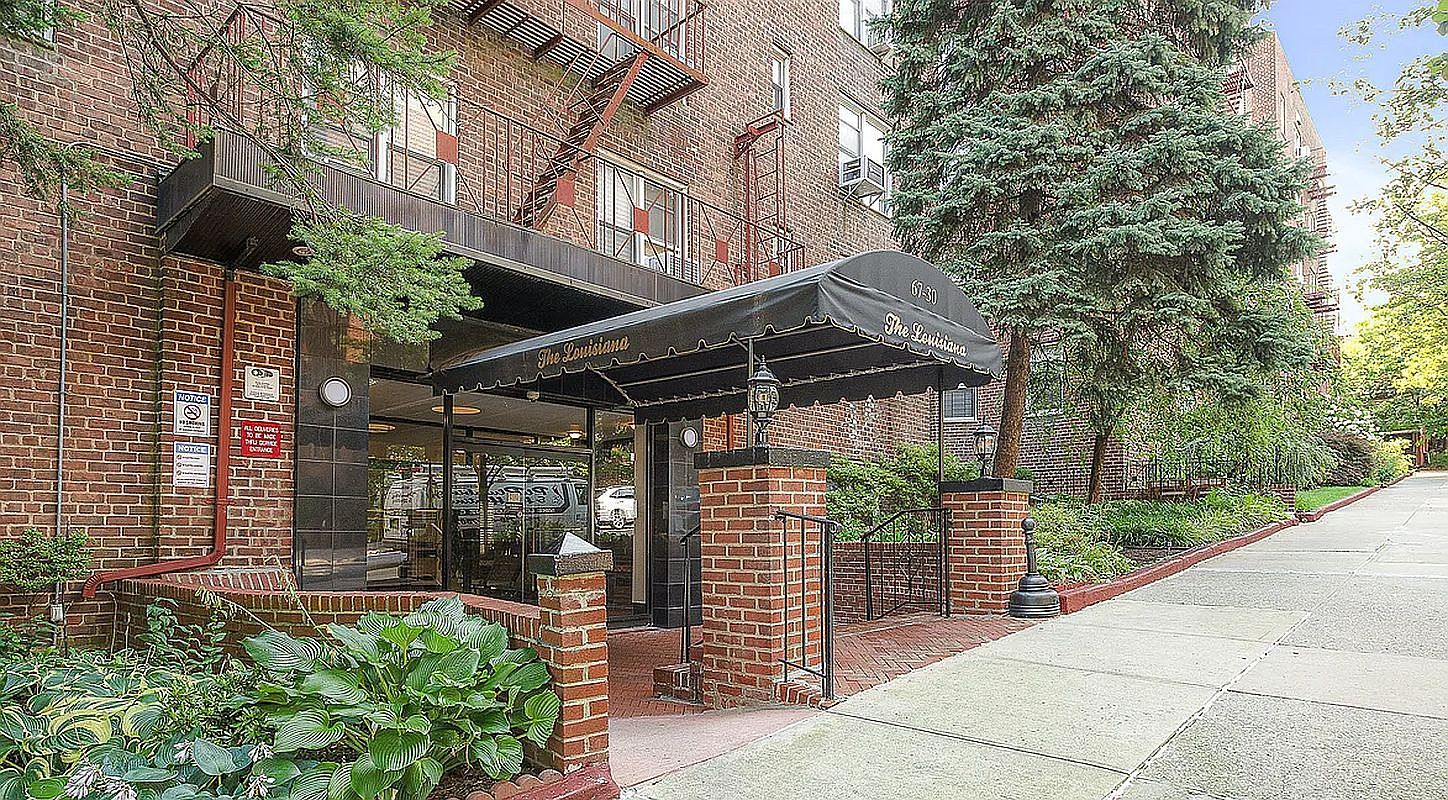 6730 Clyde St APT 3W Flushing, NY 11375 - Thumbnail 2