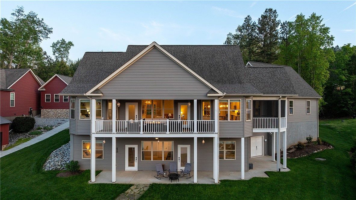 110 Clearview Dr Abbeville, SC 29620  | Single Family